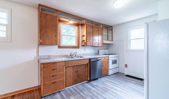 208 Chestnut St, Avilla, IN 46710
