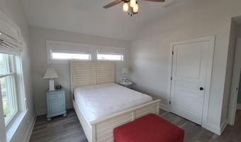 128 30th St, Avalon, NJ 08202