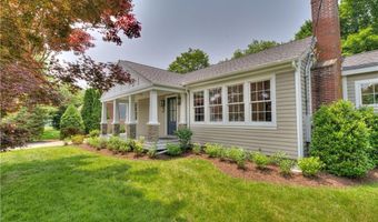 3 Tyler Point Rd, Barrington, RI 02806