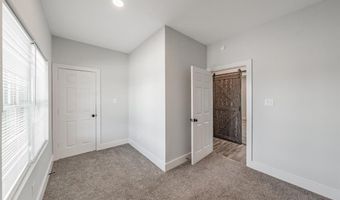 460 Rolling Hills Blvd, Alvord, TX 76225