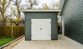 508 S 2nd St, Big Horn, WY 82833