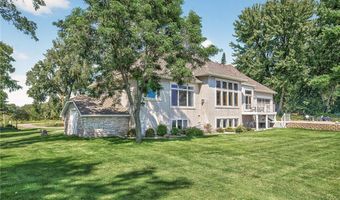 21501 Lake George Blvd, Oak Grove, MN 55303