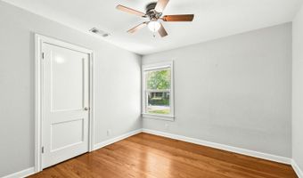 265 E OAKVIEW Pl, Alamo Heights, TX 78209