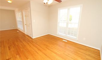 101 Lake Meadow Dr, Apex, NC 27502