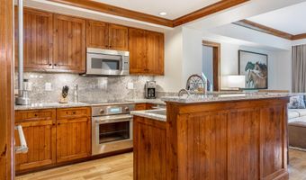 100 Bachelor Ridge Rd 3408, Avon, CO 81620