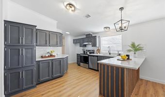 8820 Johns Rd, Alvarado, TX 76009