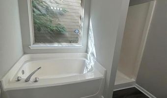 12 Georgian Cir, Adairsville, GA 30103