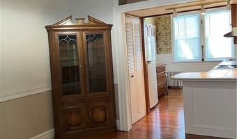 167 Coggeshall Ave B, Newport, RI 02840