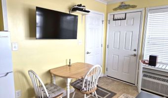 2401 W Fort Macon Rd B220, Atlantic Beach, NC 28512