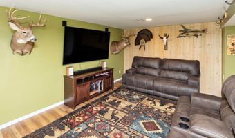 814 SE Oak Dr, Ankeny, IA 50021