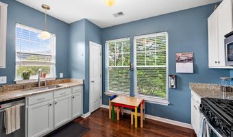 110 WATKINS POND Blvd 1-202, Rockville, MD 20850
