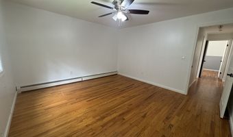 294 Robin St, Bridgeport, CT 06606