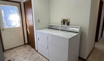 603 S 10th St, Albia, IA 52531