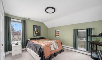 15 Park Ave, Burrillville, RI 02830