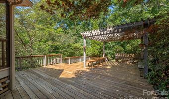 602 Hidden Springs Dr, Asheville, NC 28804