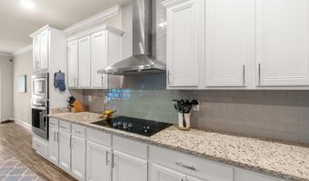 7004 Glen Eagle Dr, Biloxi, MS 39532
