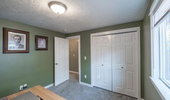 4009 NE Somerset Dr, Albany, OR 97322