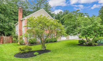 4005 KLOMAN St, Annandale, VA 22003
