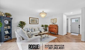 2048 Linda Vista Dr, Casper, WY 82609