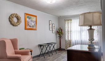 234 Log City Rd, Amsterdam, NY 12010
