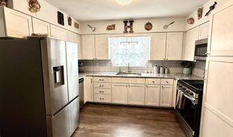 6419 Woodwind Dr, Indianapolis, IN 46217