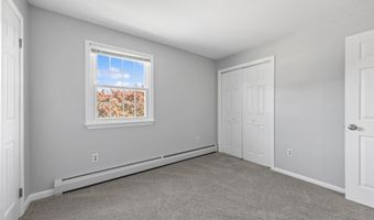 79 Strawberry Hill Rd, Bristol, CT 06010