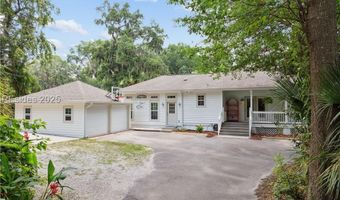 15 Palmetto Beach Dr, Bluffton, SC 29910
