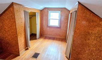 825 E College St, Alliance, OH 44601