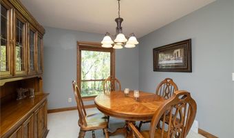 5999 139th St W, Apple Valley, MN 55124