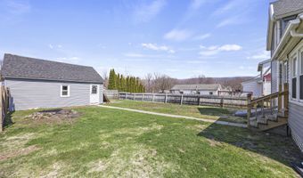 65 Melrose St, Adams, MA 01220