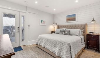 530 E Broadway A, Boston, MA 02127