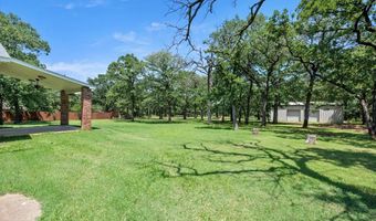 209 Circle Dr, Alvarado, TX 76009