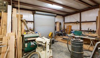 3190 Radio Station Rd, Alma, GA 31510