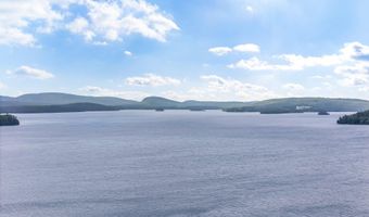37 Parkhill Point Rd, Belgrade, ME 04917