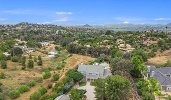 3196 Crystal Ct, Escondido, CA 92025