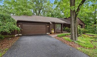 7606 Leyton Dr SE, Ada, MI 49301