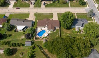 415 Duryea Dr, Auburn, IN 46706