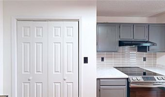 223 Aldridge Ln, Archdale, NC 27263