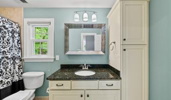 1030 W Sterlington Pl, Apex, NC 27502