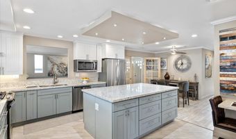 7232 Santa Barbara 318, Carlsbad, CA 92011
