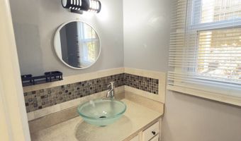 936 Lindley St, Bridgeport, CT 06606