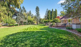 9 MEADOWBROOK Ln, Appleton, WI 54914