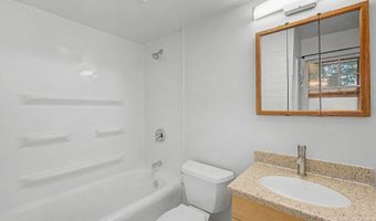24 N Belmont Ave, Arlington Heights, IL 60004