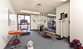 1016 S WAYNE St 406, Arlington, VA 22204