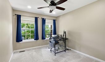 305 Oak Top Ct, Ballwin, MO 63021