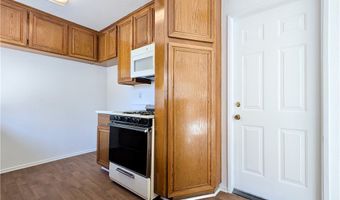 9235 Woodman Ave G, Arleta, CA 91331
