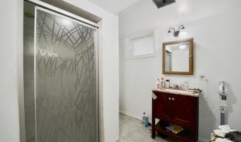 5424 VARNUM St, Bladensburg, MD 20710