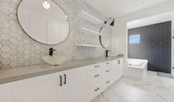 21410 Trail Blazer Ln, Escondido, CA 92029
