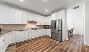 21 AURORA Cir, Barnegat, NJ 08005