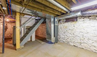 218 Stanley Ave, Cincinnati, OH 45226